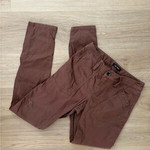 listing-status-banner